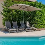 Cozy In With Swimming Pool *