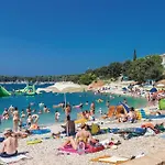 Apartament Cozy In With Swimming Pool Pula
