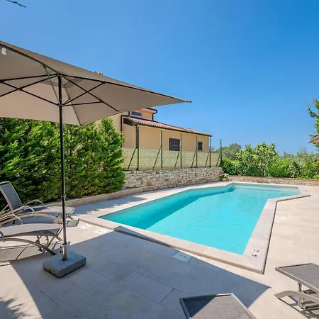Daire 1 Bedroom Stunning In Pula